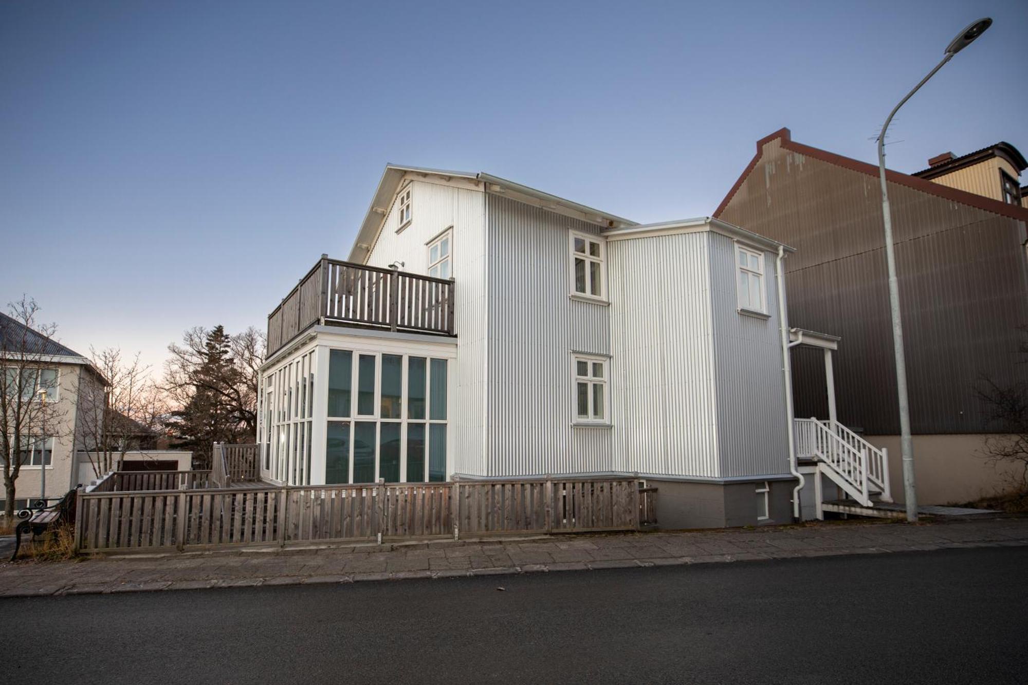 Day Dream Soleyjargata Rooms & Apartments Reykjavík Exterior photo